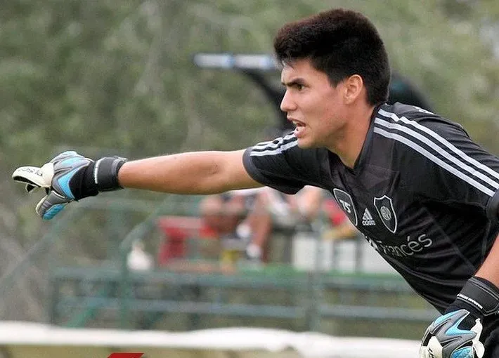 Cajal en las inferiores de River. (Foto: @LaMaquina)