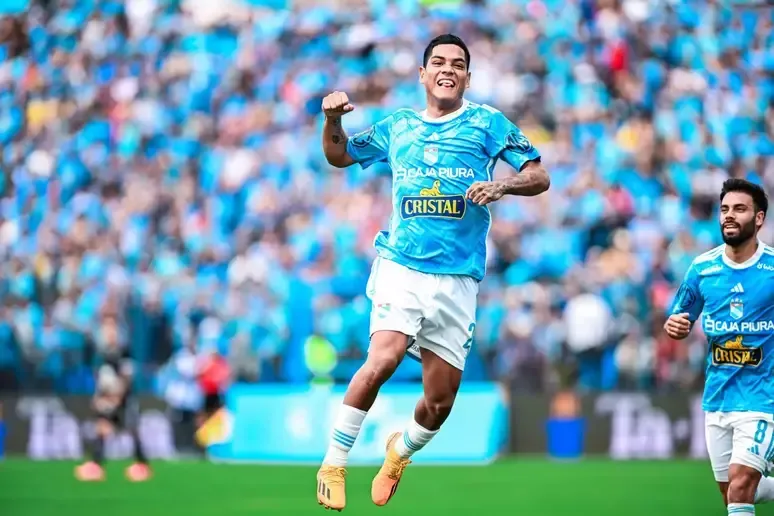 João Grimaldo, do Sporting Cristal – Foto: Divulgação/ Sporting Cristal