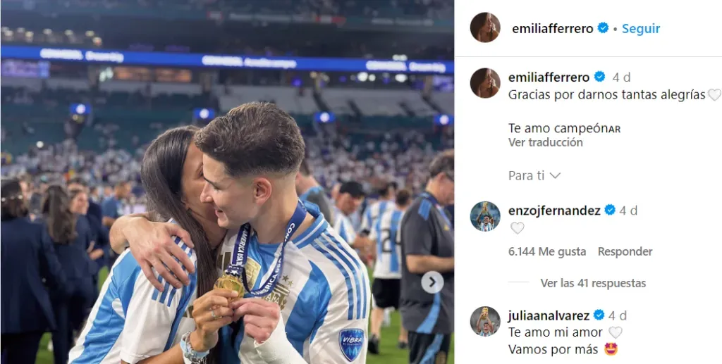 El ida y vuelta entre Julián Alvarez y su novia en la publicación que hizo en Instagram.