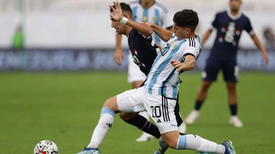 Nardoni se desgarró en el partido contra Paraguay.