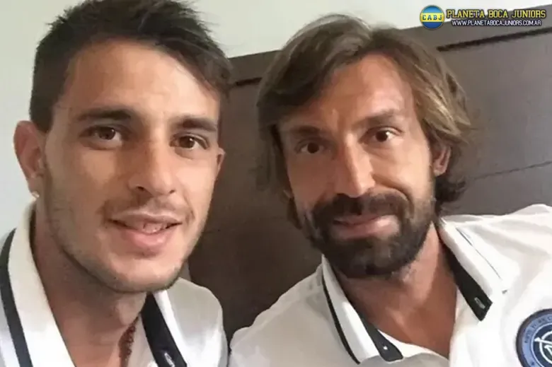 Bravo se sacó una foto con Pirlo.