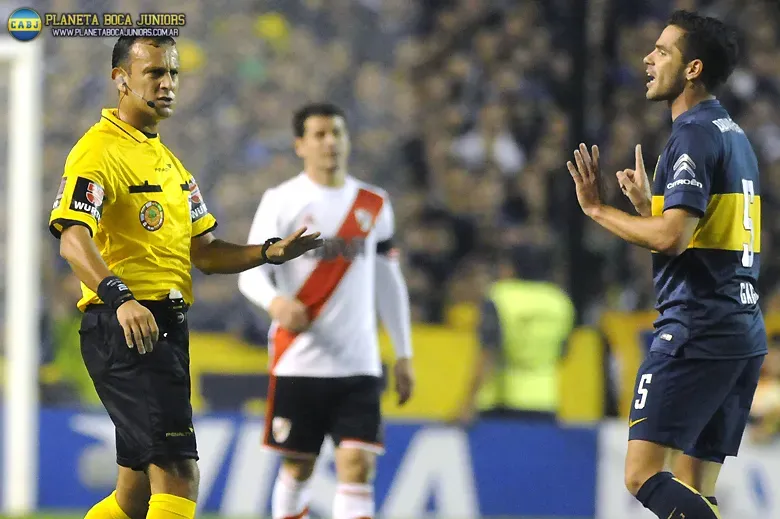Herrera vuelve a dirigir un Superclásico.