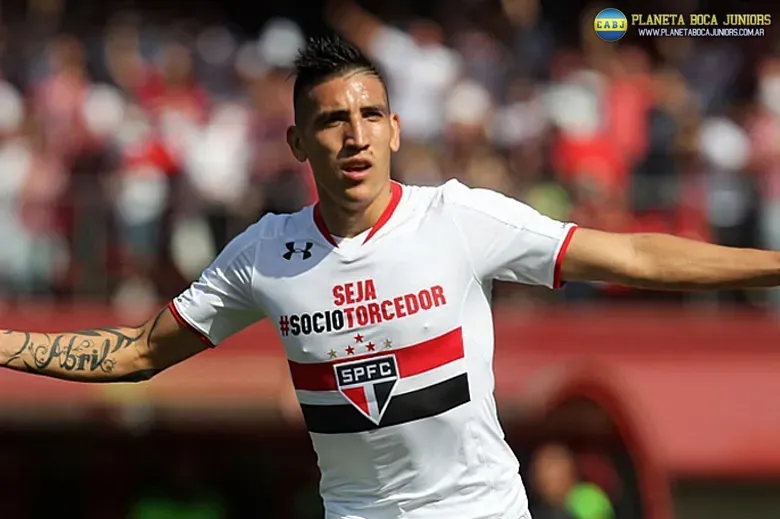 Centurión vestirá la camiseta azul y oro.