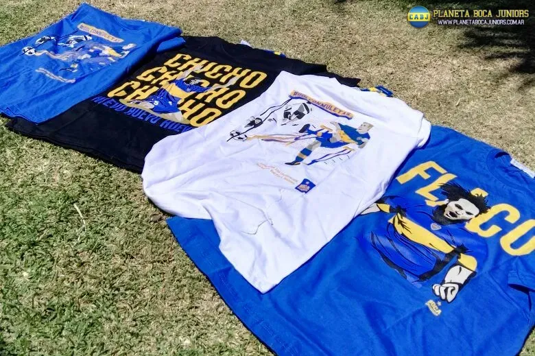 Las remeras de Abrazo de Gol.