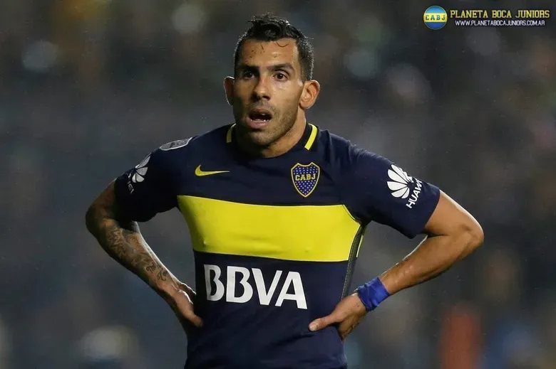 Carlitos se va a China.