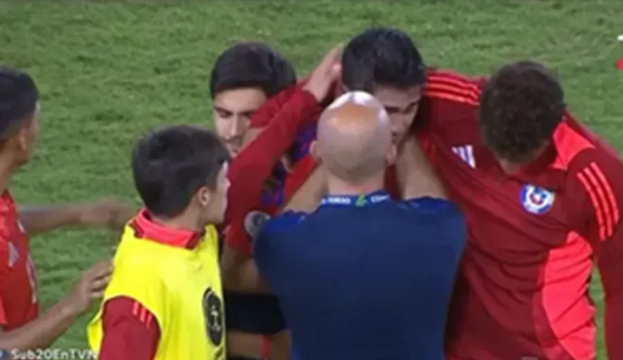 El llanto de Pizarro tras el partido de Chile vs Uruguay