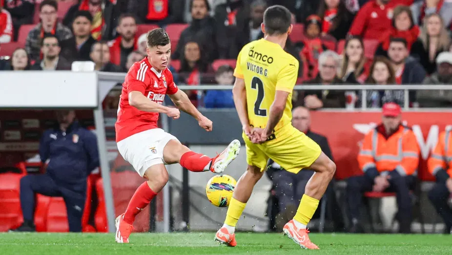 Dahl continua a cimentar-se no 11 do Benfica. Foto: SL Benfica.