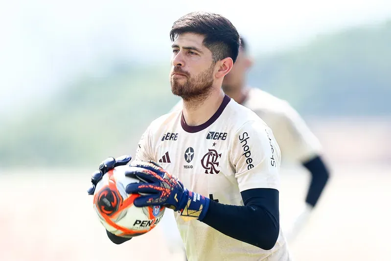 Rossi durante treino no Flamengo. Foto: Gilvan de Souza/Flamengo