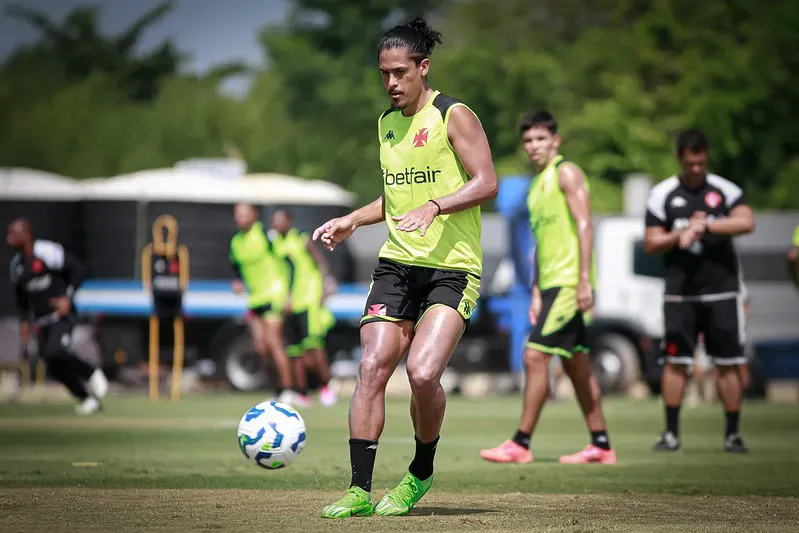 Maurício Lemos durante treino no Vasco. Foto: Matheus Lima/Vasco