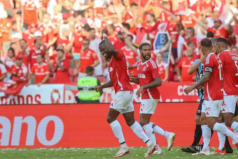 Enner Valencia celebra seu grande objetivo contra Grêmio na decisão de Gaucho. Foto: Ricardo Duarte/Internacional