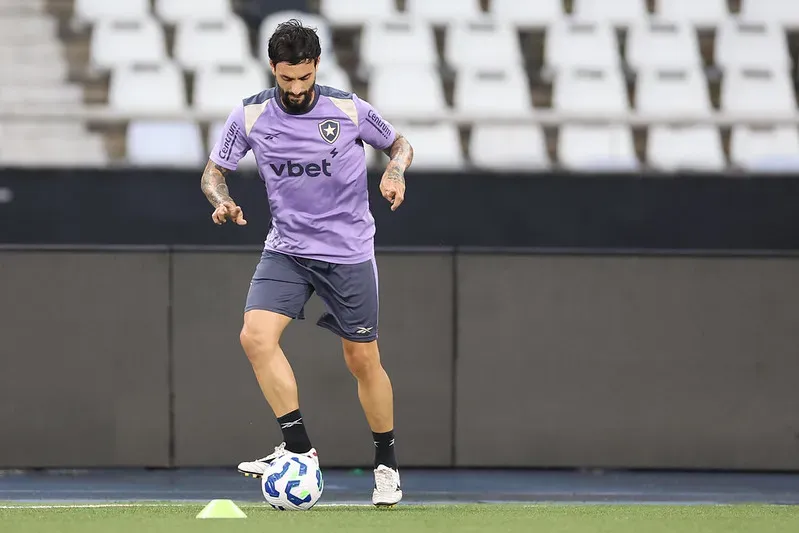 Mastriani durante treino no Botafogo. Foto: Vitor Silva/Botafogo