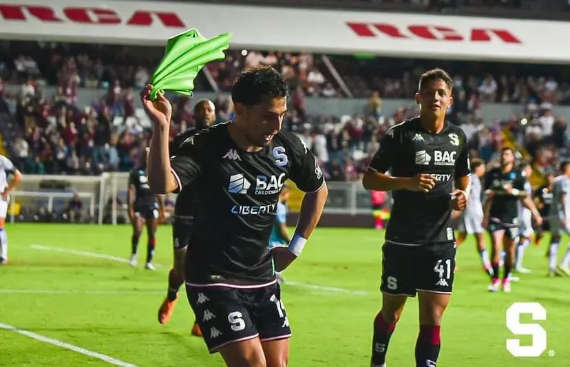 Ariel Rodríguez hoy es una de las grandes figuras del Saprissa.