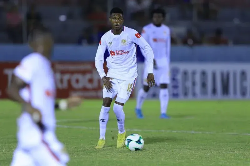 Martínez puede ser el siguiente jugador que Olimpia exporte al extranjero.