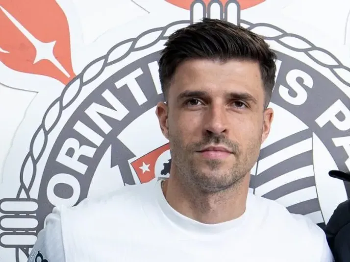 Corinthians atualiza situação de Héctor Hernández antes do Campeonato Brasileiro