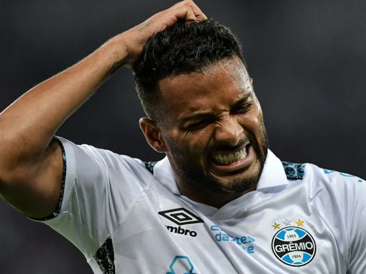 Notícia sobre Reinaldo ferve no Grêmio