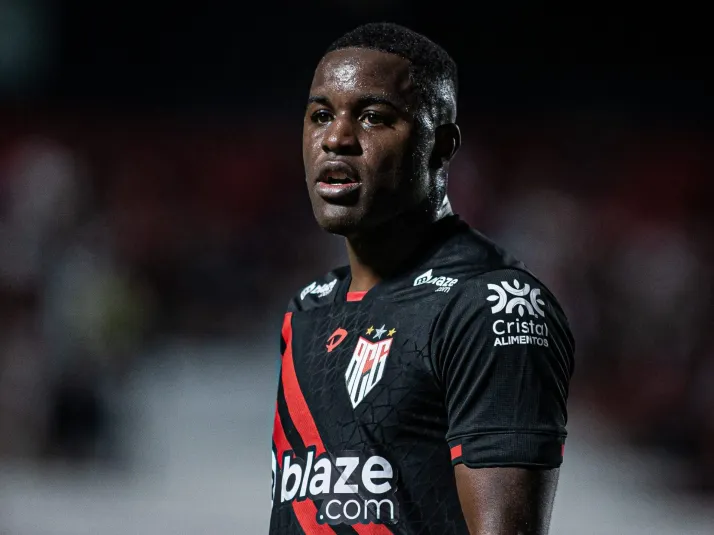 Atlético-GO não terá Campbell contra o Fluminense