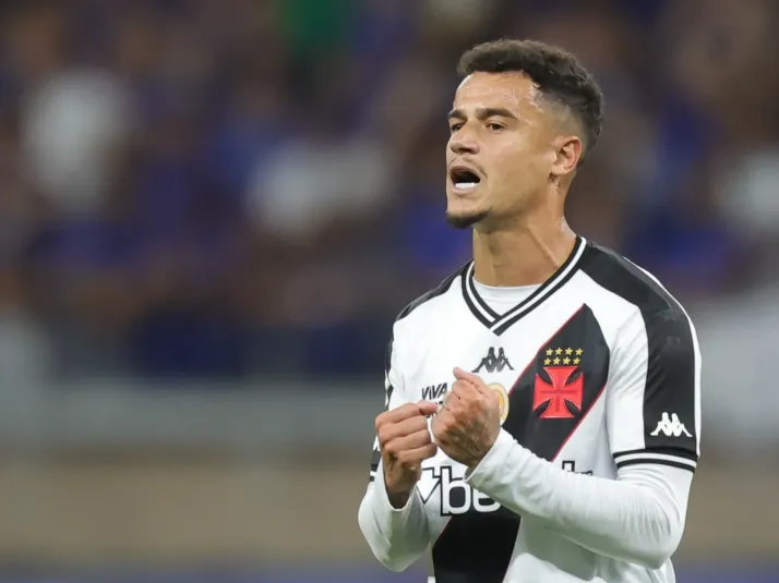 Coutinho sente incômodo e Paiva faz alerta sobre situação de meia no Vasco