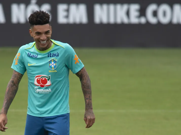 Motivo de escolha por Igor Jesus na Seleção vira assunto no Botafogo