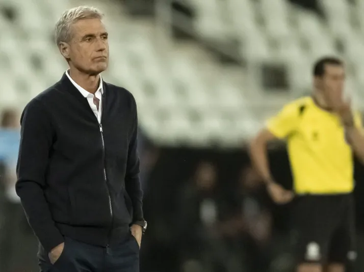 Luís Castro quebra o silêncio e fala a verdade sobre saída do Botafogo