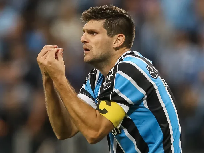 Grêmio tem 'surpresa' em situação de Kannemann para o GreNal 443