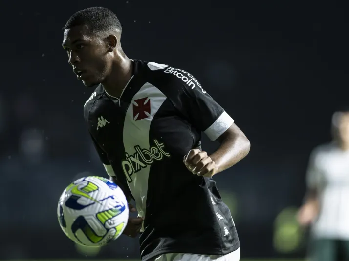 Rayan tem atualização sobre lesão no Vasco