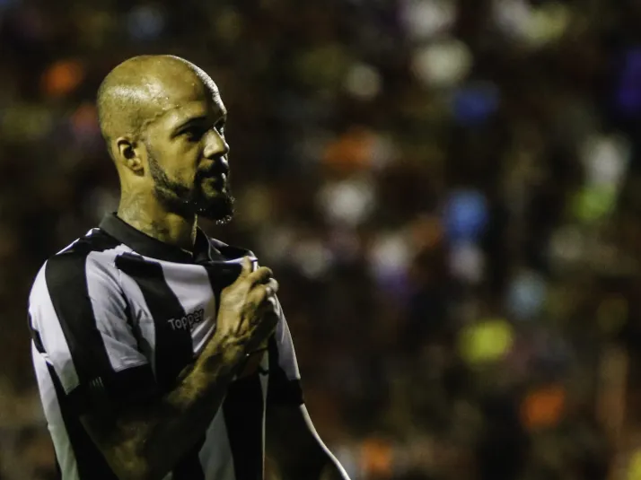 Bruno Silva reacende polêmica e explica saída do Botafogo