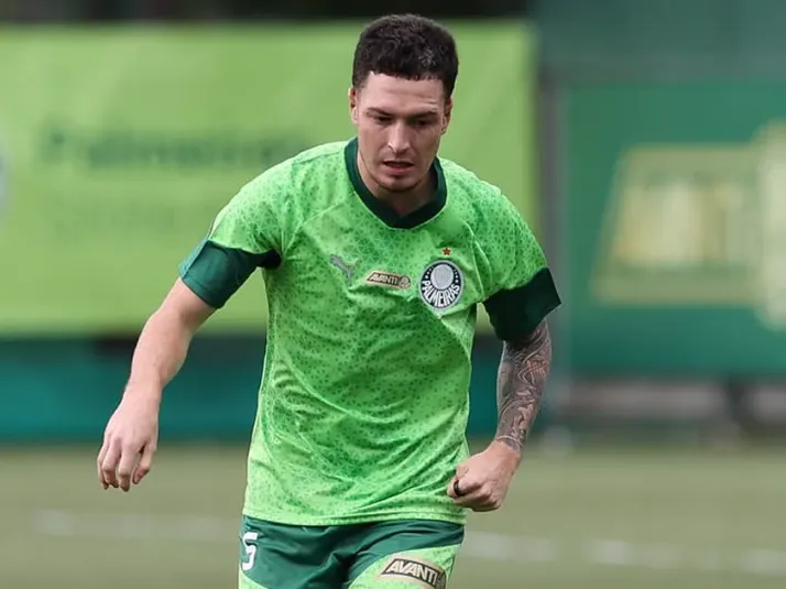 Aníbal Moreno celebra renovação de contrato com Palmeiras e projeta 2025