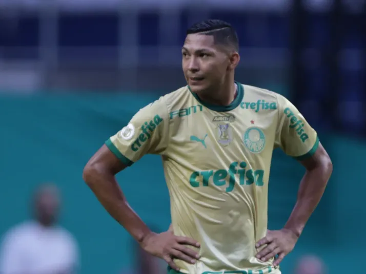 Torcida do Palmeiras enlouquece com reviravolta envolvendo Rony