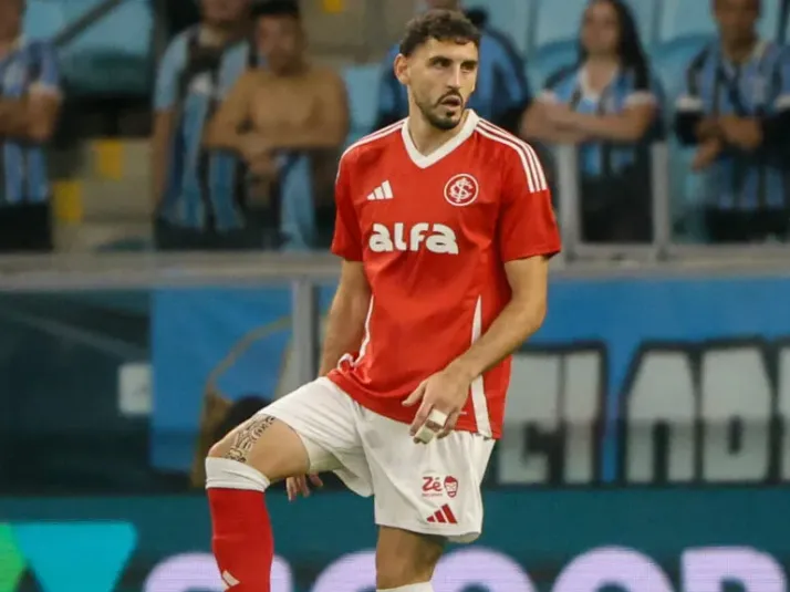 Internacional prevê cinco saídas durante a parada para o Mundial