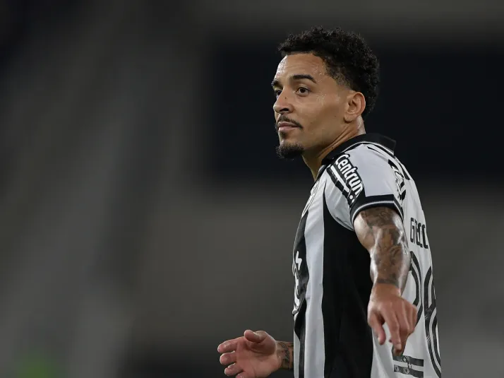 Gregore aponta vilão do Botafogo contra o Seattle e projeta duelo com o PSG