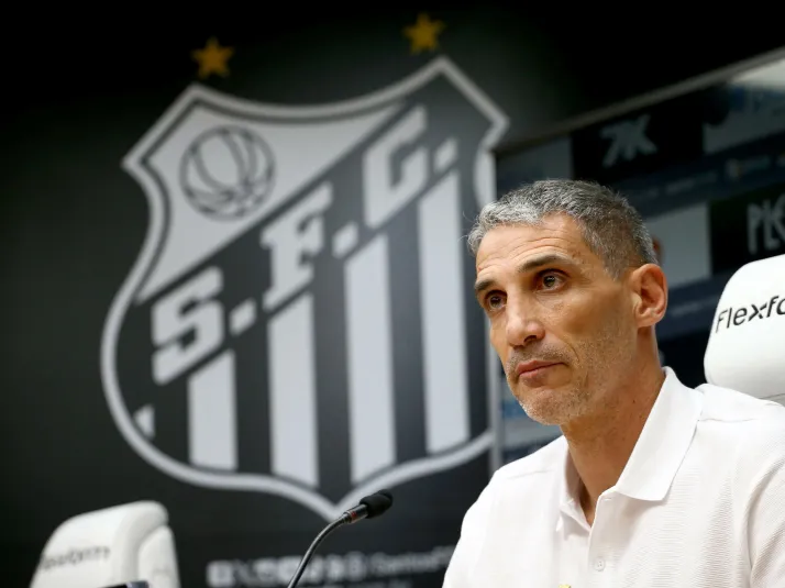 IA crava Santos rebaixado no Brasileirão de 2025