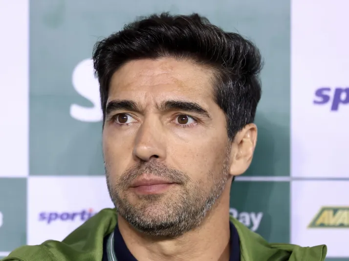 Palmeiras se preocupa com a demora de Abel para renovar