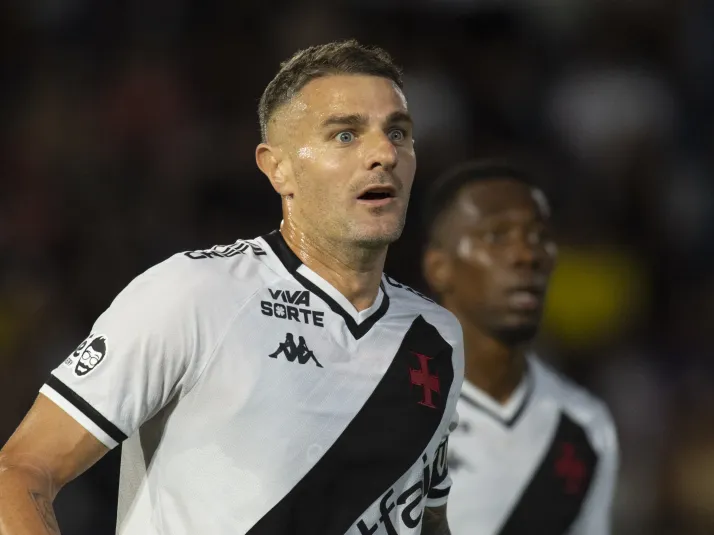 Pablo Vegetti é alvo do Coritiba, mas saída do Vasco tem empecilho