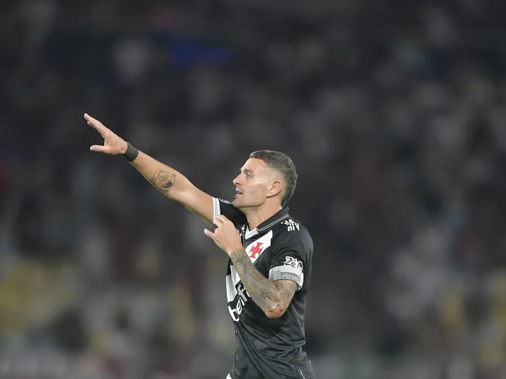 Coritiba pode contar com Vegetti, do Vasco, em 2026