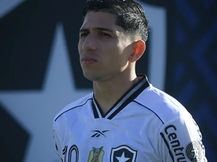 Corinthians pode conseguir Savarino através de troca de jogadores com Botafogo