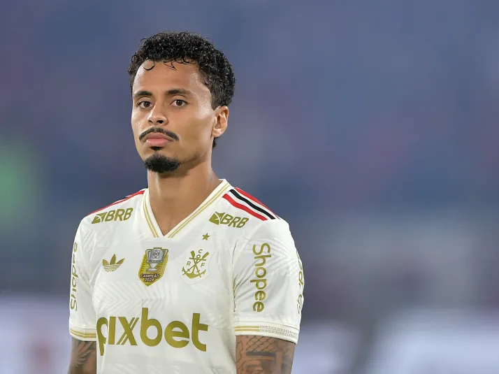 São Paulo dá prioridade e tem pressa para contratar Allan, do Flamengo