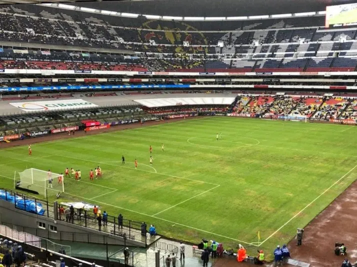 Aseguran que la cancha del Azteca se verá bien en 2 semanas