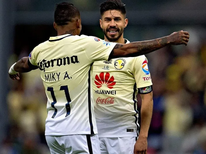 Emotivo mensaje de Arroyo a Oribe Peralta