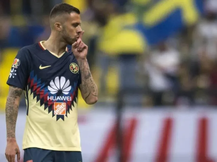 Por qué Ménez no estuvo en la foto oficial de América