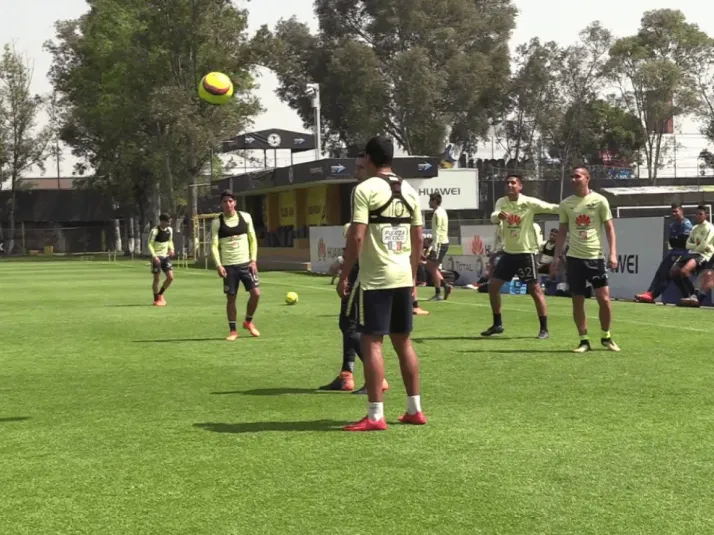 Las canchas de Coapa también sufren las lluvias