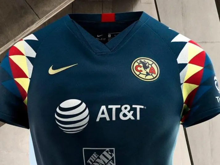 Nike se inspira en los diseños de Adidas para uniformes de América