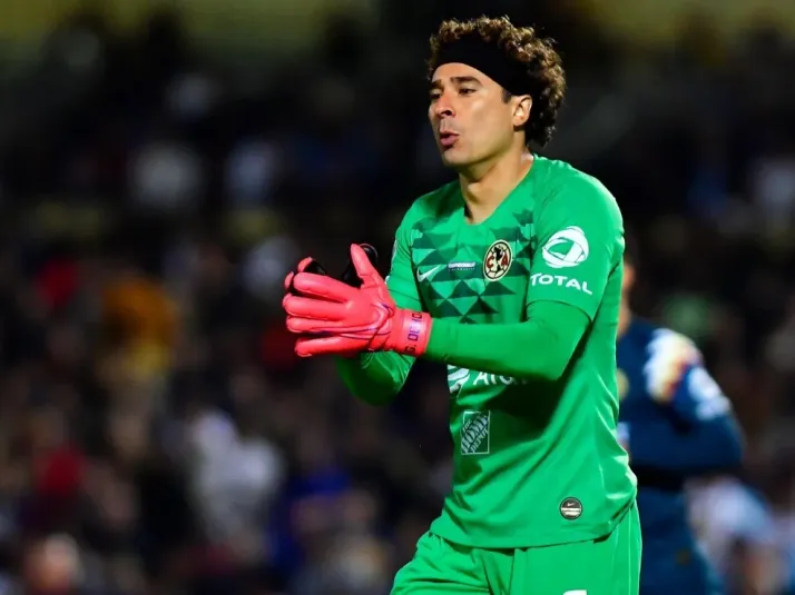 Back to the Future: el video del América a Memo Ochoa