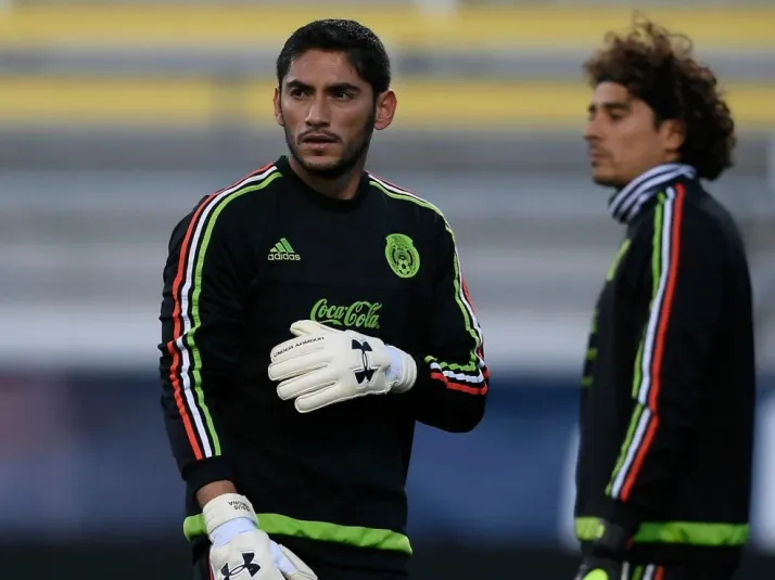 Jesús Corona expuso a Guillermo Ochoa y pidió renovación en México