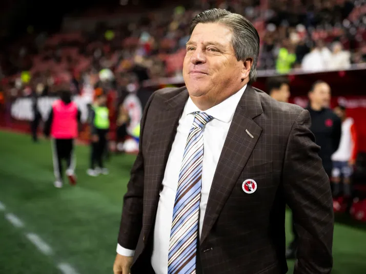 Miguel Herrera no descartaría dirigir a Chivas en el futuro