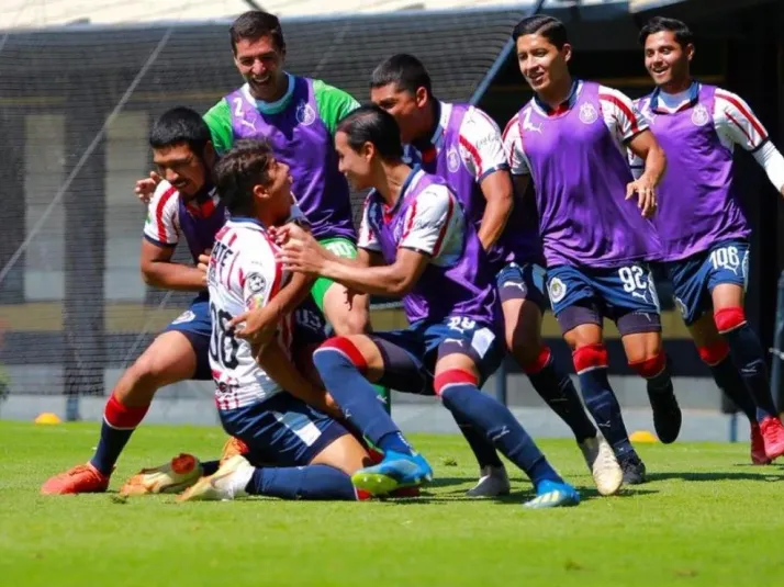 Chivas va este domingo por el título de la Liga Premier