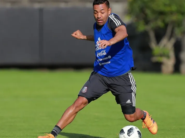 Marco Fabián siempre está abierto para volver a Chivas, afirma su padre