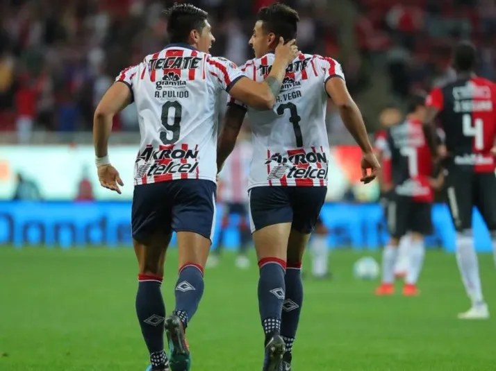 Polémica por video de Vega y Pulido de fiesta tras derrota en Morelia