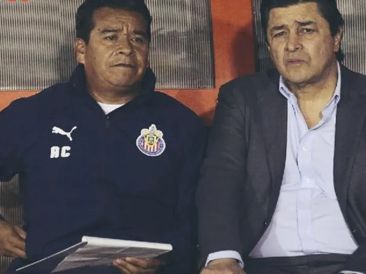 Primera victoria de Tena como técnico de Chivas