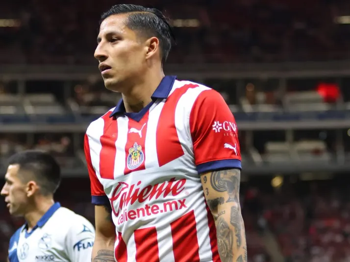 ¿Por qué Carlos Cisneros no fue convocado en Chivas?