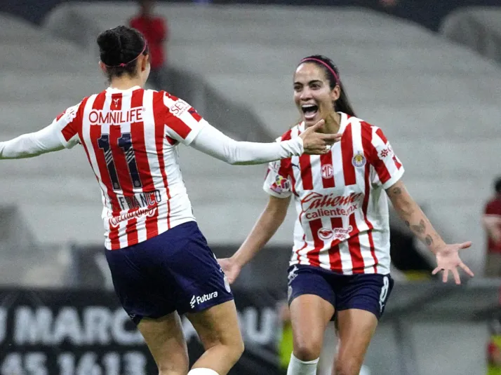 Yamile Franco y Caro Jaramillo hacen méritos para seguir en Chivas